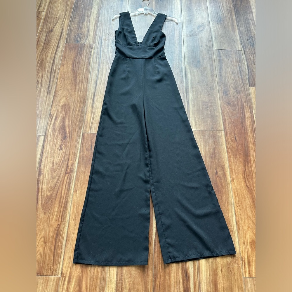 Lulus women’s black pants romper/pants suit